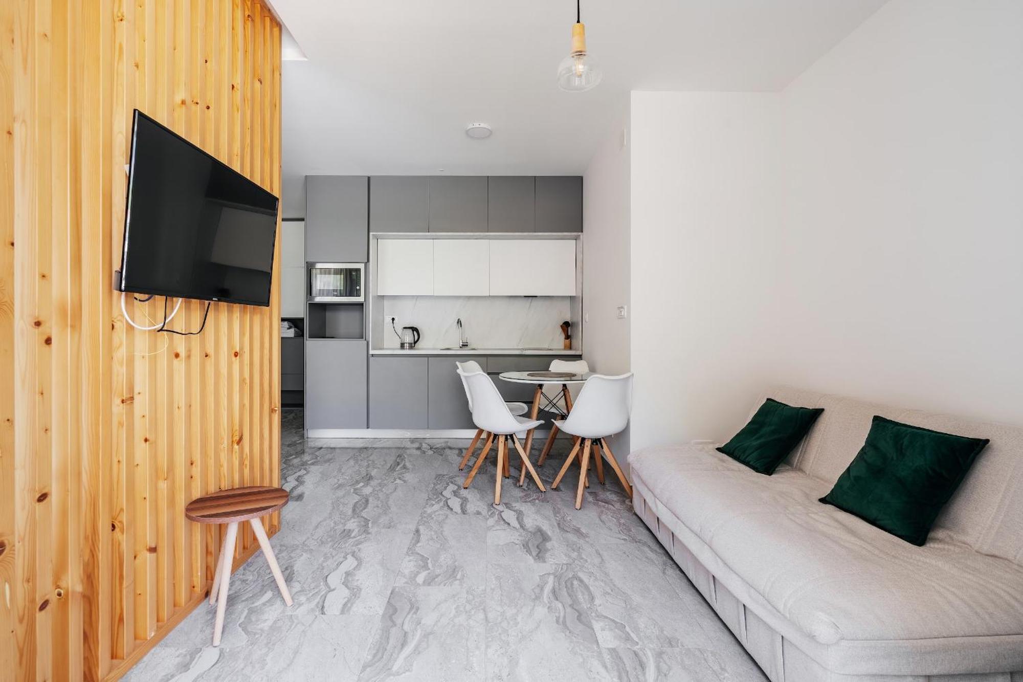 Aura Tower Aparments By In Property رفايلوفيتشي المظهر الخارجي الصورة